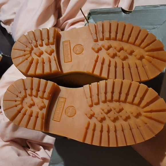 Timberland - Picture 4 of 4